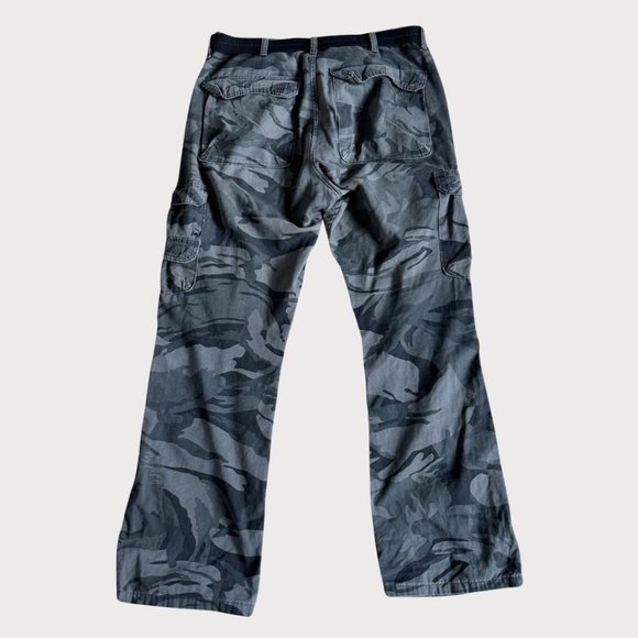 Wrangler Camo Black and Grey Cargo Pant | US34 - Picture 3 of 5